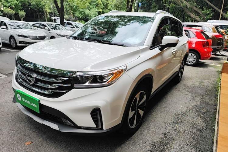 Used GAC Trumpchi GS4 2018 235T Automatic Two-Wheel Drive Luxury Smart Connectivity Version Guazi used car, China used car export, Used car for sale, Used  cars, Cheapest cars for sale