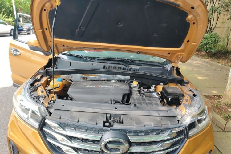 Used GAC Trumpchi GS4 2018 235T Automatic Two-Wheel Drive Elite Edition Engine Bay