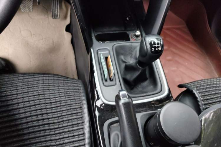 Used GAC Trumpchi GS4 2018 200T Manual Two-Wheel Drive Comfort Edition Gear Lever