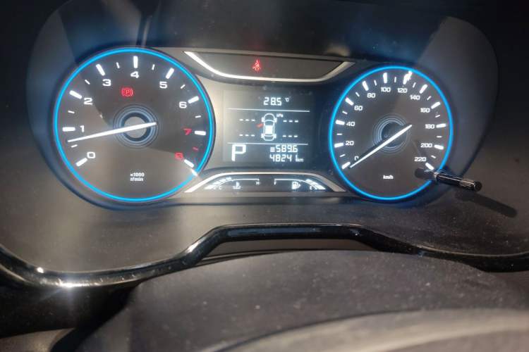 Used GAC Trumpchi GS4 2018 235T Automatic Two-Wheel Drive Luxury Smart Connectivity Millionth Anniversary Edition Odometer Close Up