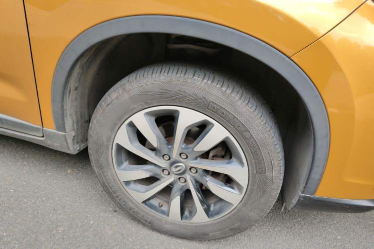 Used GAC Trumpchi GS4 2018 235T Automatic Two-Wheel Drive Elite Edition Right Front Wheel Hub