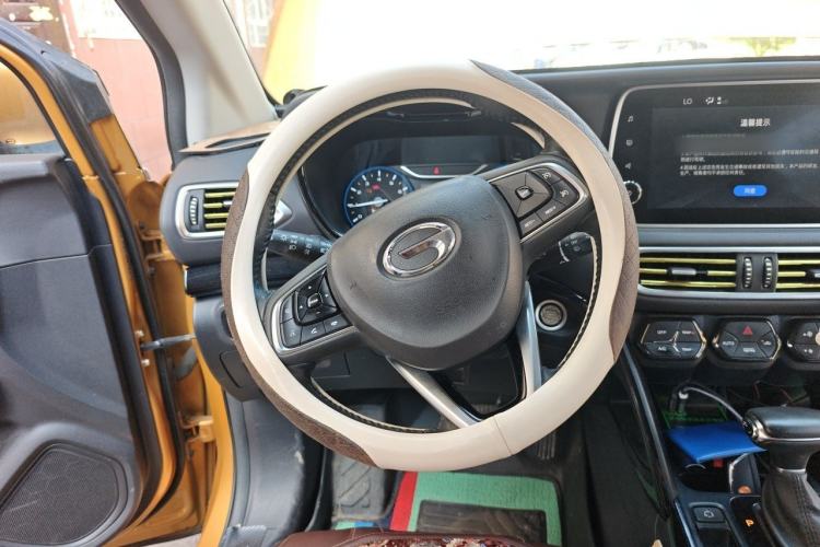 Used GAC Trumpchi GS4 2018 235T Automatic Two-Wheel Drive Luxury Smart Connectivity Version Steering Wheel