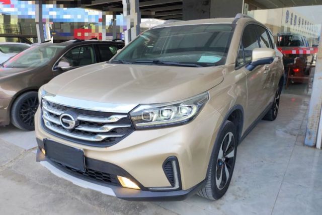 Ojetý GAC Trumpchi GS4 2018 235T Automatic Two-Wheel Drive Luxury Smart Connectivity Millionth Anniversary Edition