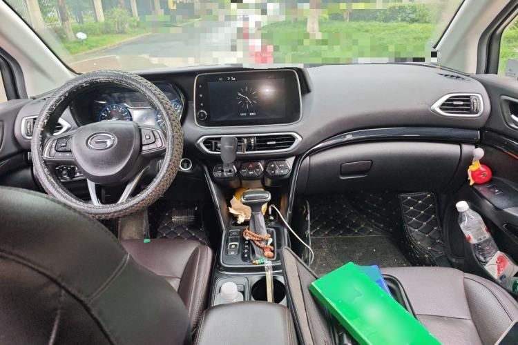 Used GAC Trumpchi GS4 2019 270T Automatic Two-Wheel Drive Luxury Smart Connectivity Model Center Console