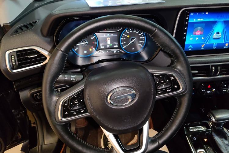 Used GAC Trumpchi GS4 2019 270T Automatic Two-Wheel Drive Luxury Smart Connectivity Model Steering Wheel