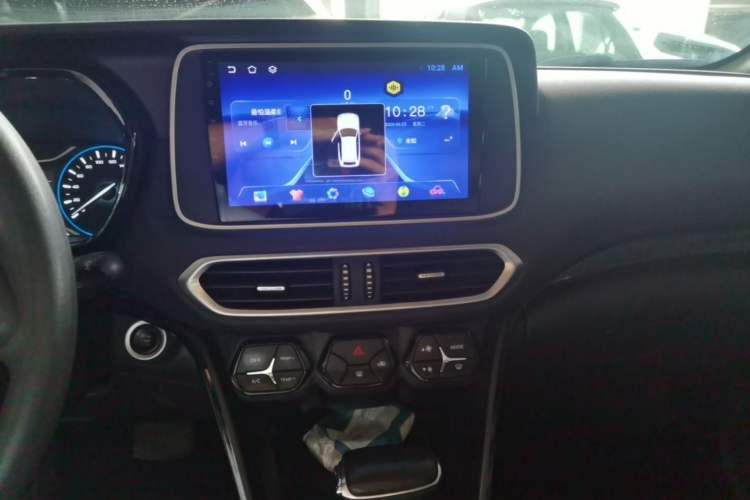 Used GAC Trumpchi GS4 2019 270T Automatic Two-Wheel Drive Elite Edition Audio And AC Panel