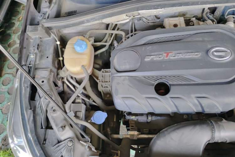 Used GAC Trumpchi GS4 2019 270T Automatic Two-Wheel Drive Luxury Smart Connectivity Model Engine Bay Right