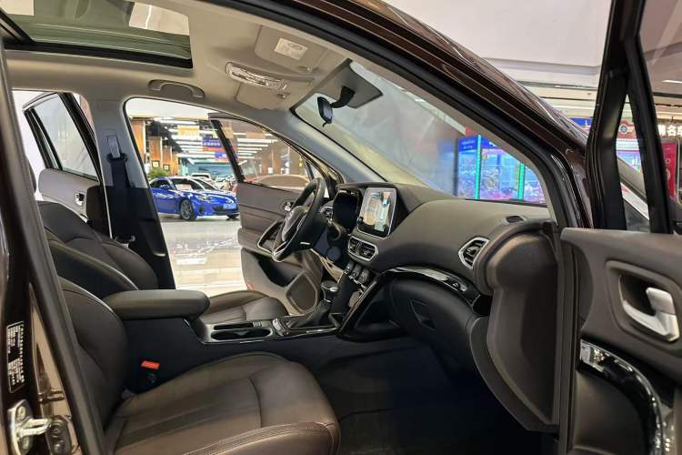 Used GAC Trumpchi GS4 2019 270T Automatic Two-Wheel Drive Luxury Smart Connectivity Model Interior 9