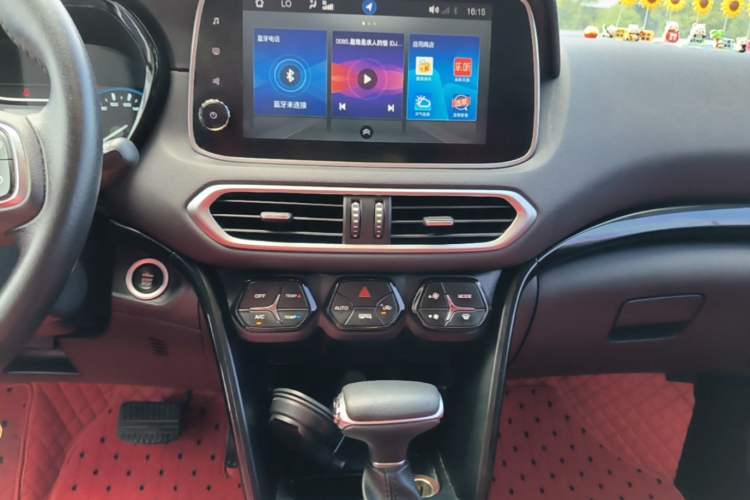 Used GAC Trumpchi GS4 2019 270T Automatic Two-Wheel Drive Luxury Smart Connectivity Model Audio And AC Panel
