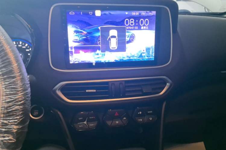 Used GAC Trumpchi GS4 2019 270T Automatic Two-Wheel Drive Elite Edition Audio And AC Panel
