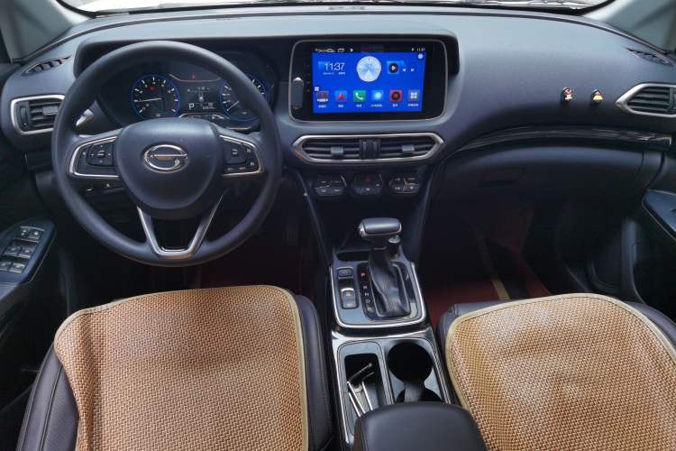 Used GAC Trumpchi GS4 2019 270T Automatic Two-Wheel Drive Elite Edition Center Console