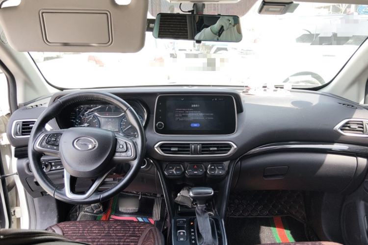 Used GAC Trumpchi GS4 2019 270T Automatic Two-Wheel Drive Luxury Smart Connectivity Model Center Console