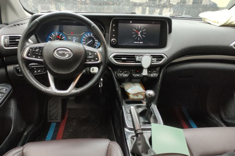 Used GAC Trumpchi GS4 2019 270T Manual Two-Wheel Drive Luxury Edition Center Console