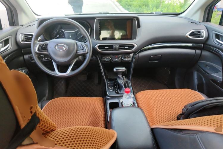 Used GAC Trumpchi GS4 2019 270T Automatic Two-Wheel Drive Elite Edition Center Console