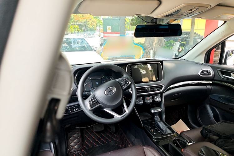 Used GAC Trumpchi GS4 2019 270T Automatic Two-Wheel Drive Elite Edition Center Console