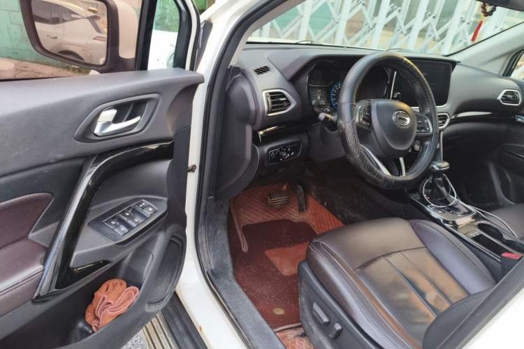Used GAC Trumpchi GS4 2019 270T Automatic Two-Wheel Drive Luxury Smart Connectivity Model Driver Seat