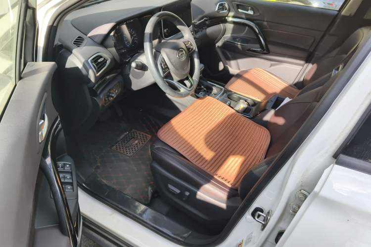 Used GAC Trumpchi GS4 2019 270T Automatic Two-Wheel Drive Luxury Smart Connectivity Model Driver Seat