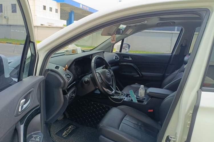 Used GAC Trumpchi GS4 2019 270T Automatic Two-Wheel Drive Luxury Smart Connectivity Model Driver Seat
