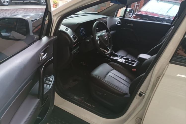Used GAC Trumpchi GS4 2019 270T Automatic Two-Wheel Drive Luxury Smart Connectivity Model Driver Seat