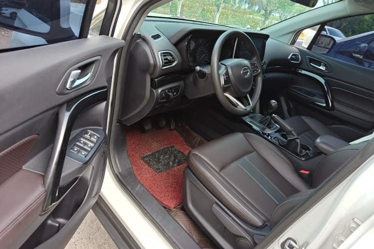 Used GAC Trumpchi GS4 2019 270T Manual Two-Wheel-Drive Elite Edition Driver Seat
