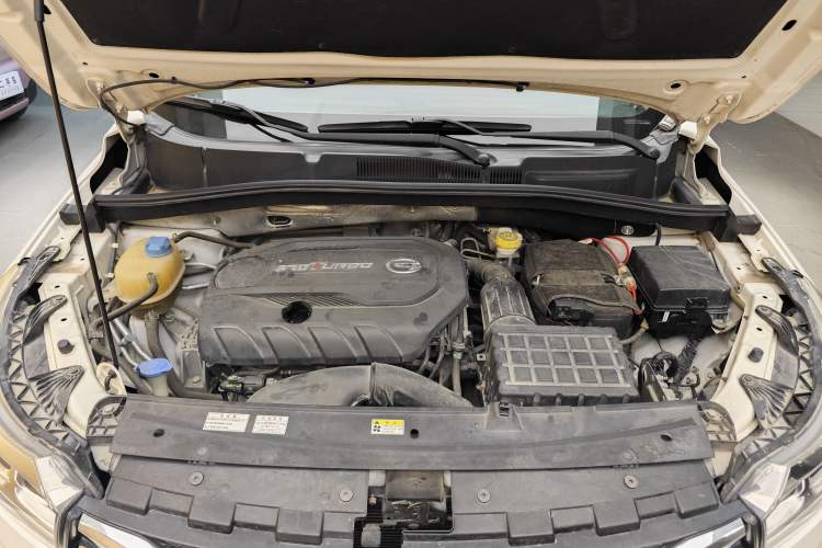 Used GAC Trumpchi GS4 2019 270T Automatic Two-Wheel Drive Elite Edition Engine Bay