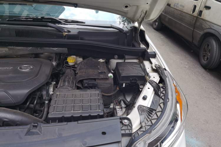 Used GAC Trumpchi GS4 2019 270T Automatic Two-Wheel Drive Elite Edition Engine Bay Left