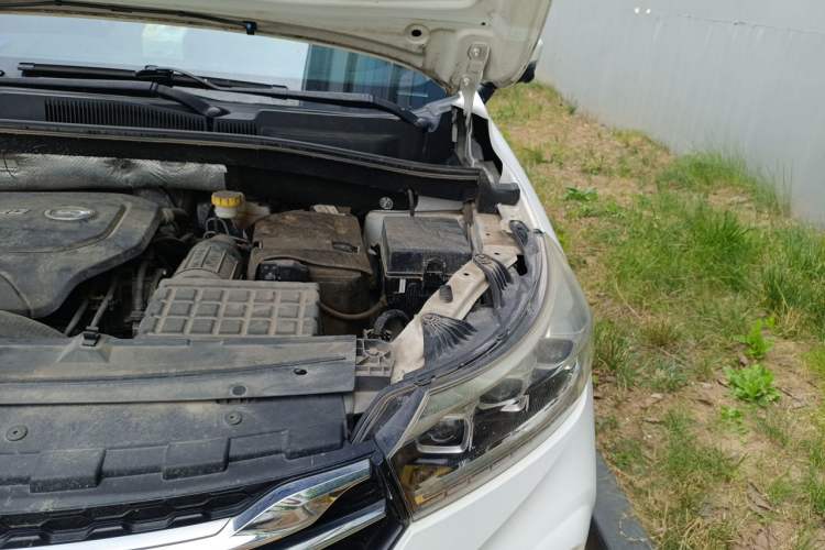 Used GAC Trumpchi GS4 2019 270T Automatic Two-Wheel Drive Luxury Smart Connectivity Model Engine Bay Left