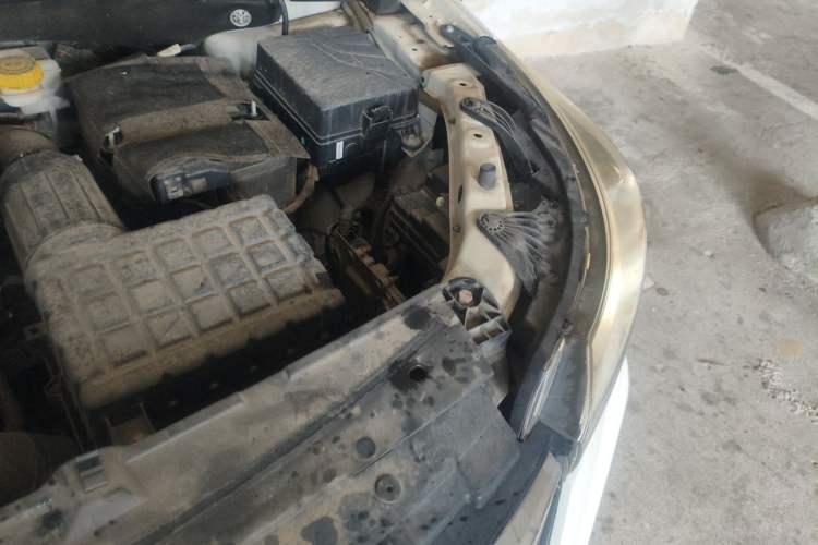 Used GAC Trumpchi GS4 2019 270T Automatic Two-Wheel Drive Luxury Smart Connectivity Model Engine Bay Left