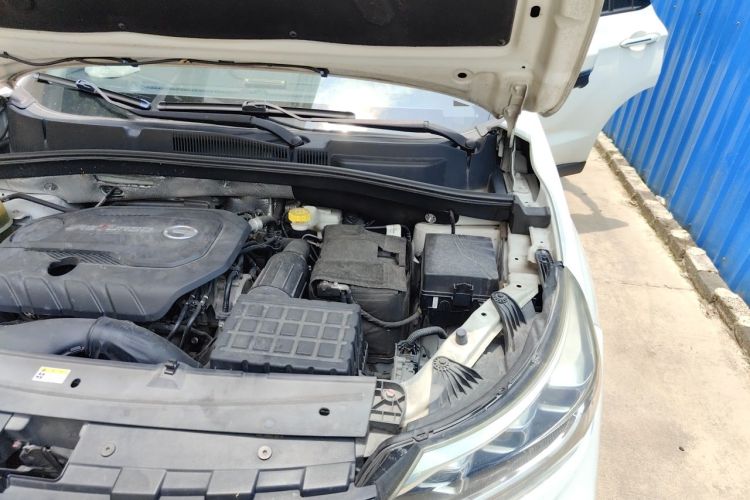 Used GAC Trumpchi GS4 2019 270T Automatic Two-Wheel Drive Luxury Smart Connectivity Model Engine Bay Left