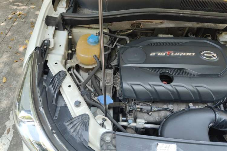 Used GAC Trumpchi GS4 2019 270T Automatic Two-Wheel Drive Luxury Smart Connectivity Model Engine Bay Right