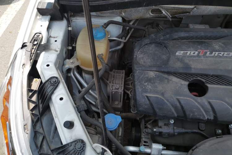 Used GAC Trumpchi GS4 2019 270T Manual Two-Wheel Drive Luxury Edition Engine Bay Right