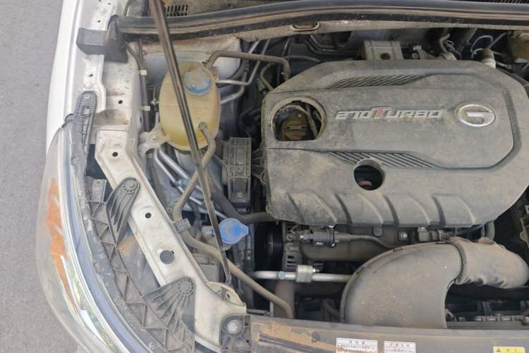 Used GAC Trumpchi GS4 2019 270T Manual Two-Wheel Drive Luxury Edition Engine Bay Right