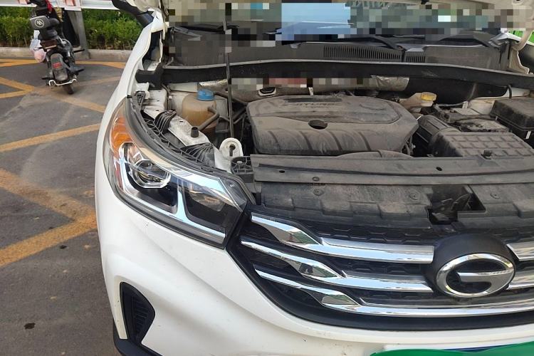 Used GAC Trumpchi GS4 2019 270T Manual Two-Wheel-Drive Elite Edition Engine Bay Right