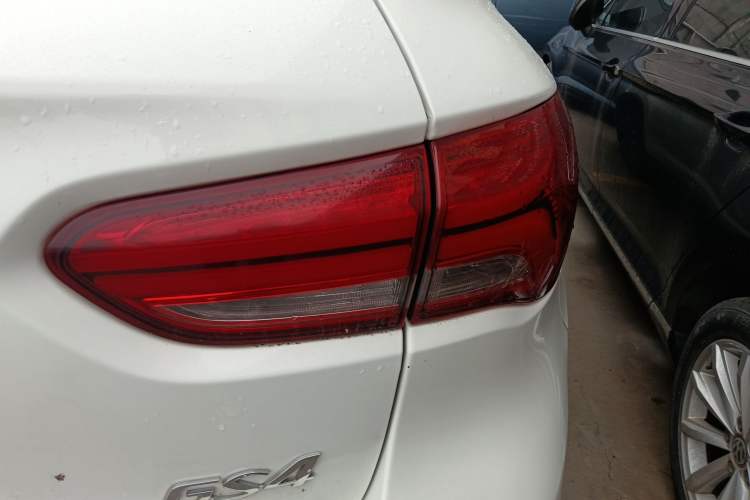 Used GAC Trumpchi GS4 2019 270T Automatic Two-Wheel Drive Elite Edition Exterior 3