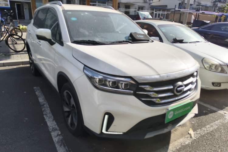 Used GAC Trumpchi GS4 2019 270T Automatic Two-Wheel Drive Luxury Smart Connectivity Model Front Right 45 Deg
