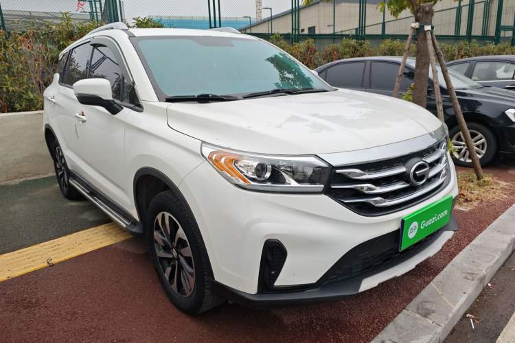 Used GAC Trumpchi GS4 2019 270T Manual Two-Wheel-Drive Elite Edition Front Right 45 Deg