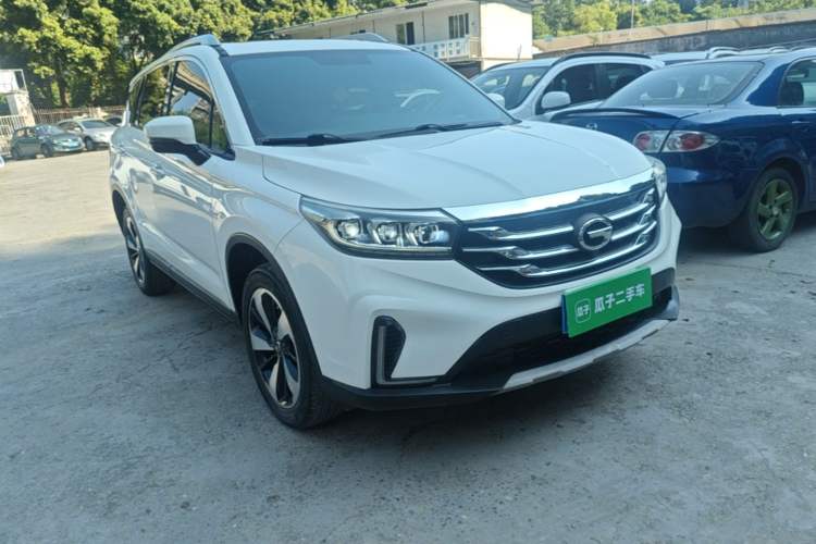 Used GAC Trumpchi GS4 2019 270T Automatic Two-Wheel Drive Luxury Smart Connectivity Model Front Right 45 Deg