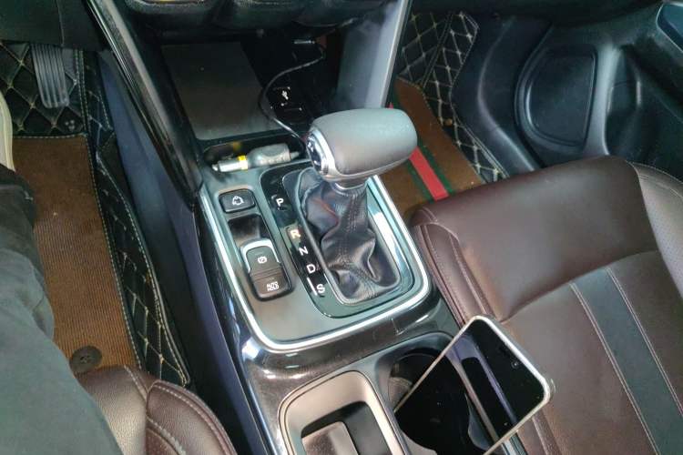 Used GAC Trumpchi GS4 2019 270T Automatic Two-Wheel Drive Elite Edition Gear Lever