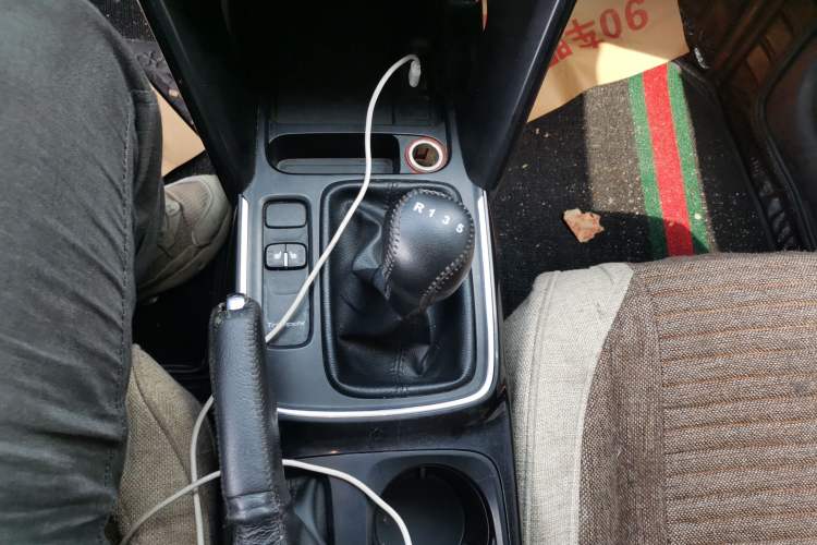 Used GAC Trumpchi GS4 2019 270T Manual Two-Wheel Drive Luxury Edition Gear Lever