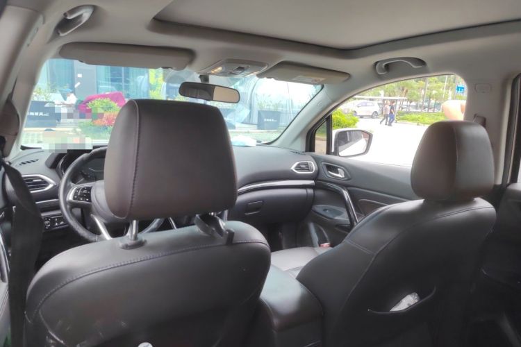 Used GAC Trumpchi GS4 2019 270T Automatic Two-Wheel Drive Luxury Smart Connectivity Model Headliner