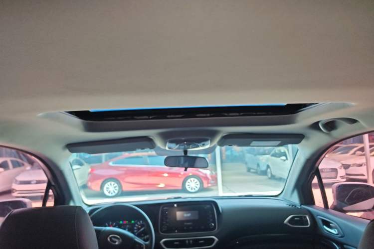 Used GAC Trumpchi GS4 2019 270T Manual Two-Wheel-Drive Elite Edition Headliner