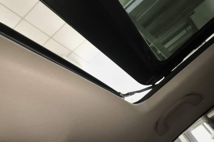 Used GAC Trumpchi GS4 2019 270T Automatic Two-Wheel Drive Luxury Smart Connectivity Model Headliner