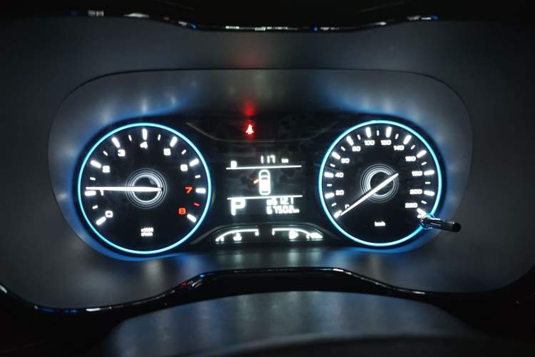 Used GAC Trumpchi GS4 2019 270T Automatic Two-Wheel Drive Elite Edition Instrument Cluster