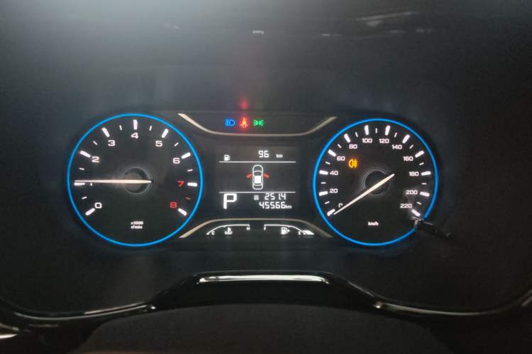 Used GAC Trumpchi GS4 2019 270T Automatic Two-Wheel Drive Elite Edition Instrument Cluster