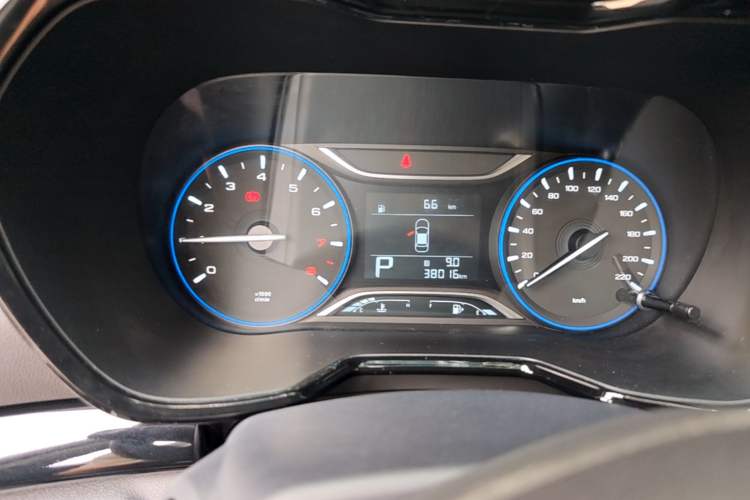 Used GAC Trumpchi GS4 2019 270T Automatic Two-Wheel Drive Elite Edition Instrument Cluster