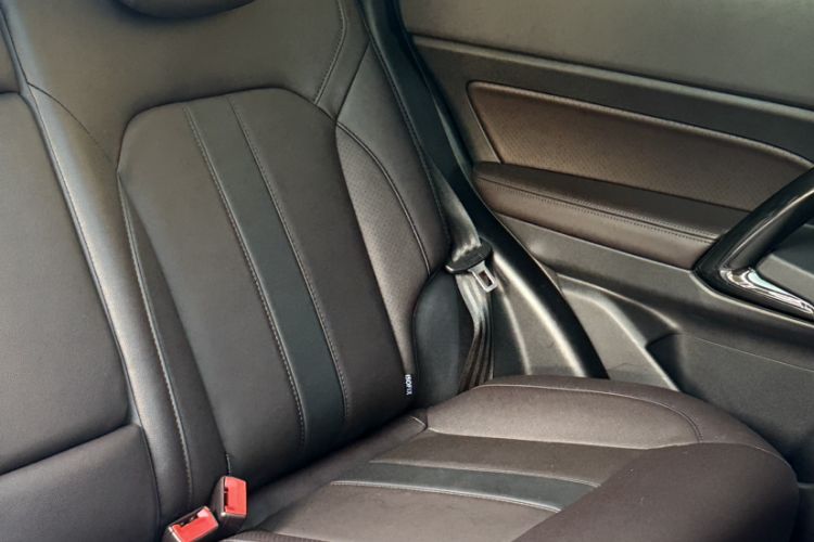Used GAC Trumpchi GS4 2019 270T Automatic Two-Wheel Drive Luxury Smart Connectivity Model Interior 2