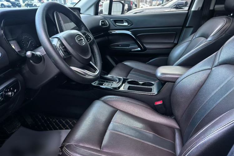 Used GAC Trumpchi GS4 2019 270T Automatic Two-Wheel Drive Elite Edition Interior 2