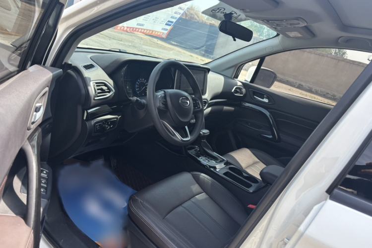 Used GAC Trumpchi GS4 2019 270T Automatic Two-Wheel Drive Elite Edition Interior 2