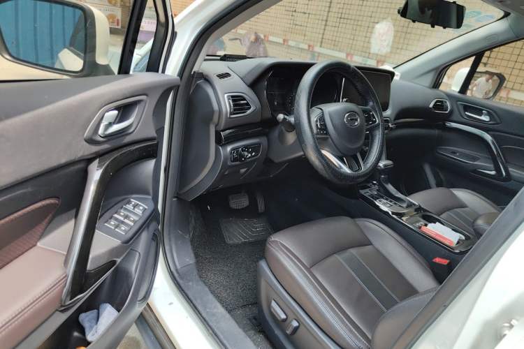 Used GAC Trumpchi GS4 2019 270T Automatic Two-Wheel Drive Luxury Smart Connectivity Model Interior 3