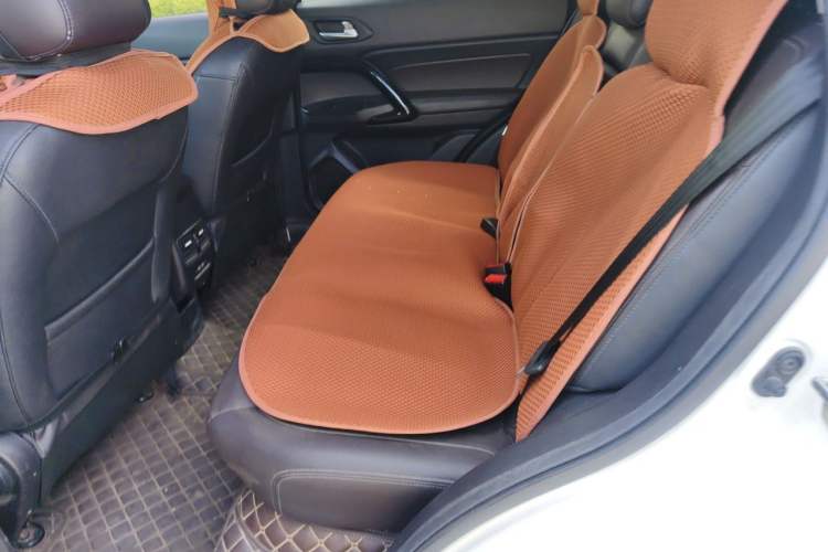 Used GAC Trumpchi GS4 2019 270T Automatic Two-Wheel Drive Elite Edition Interior 4